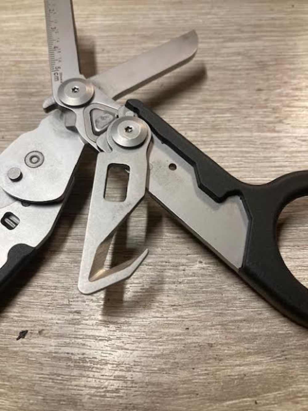 Leatherman Automobile trauma scissor-img-2