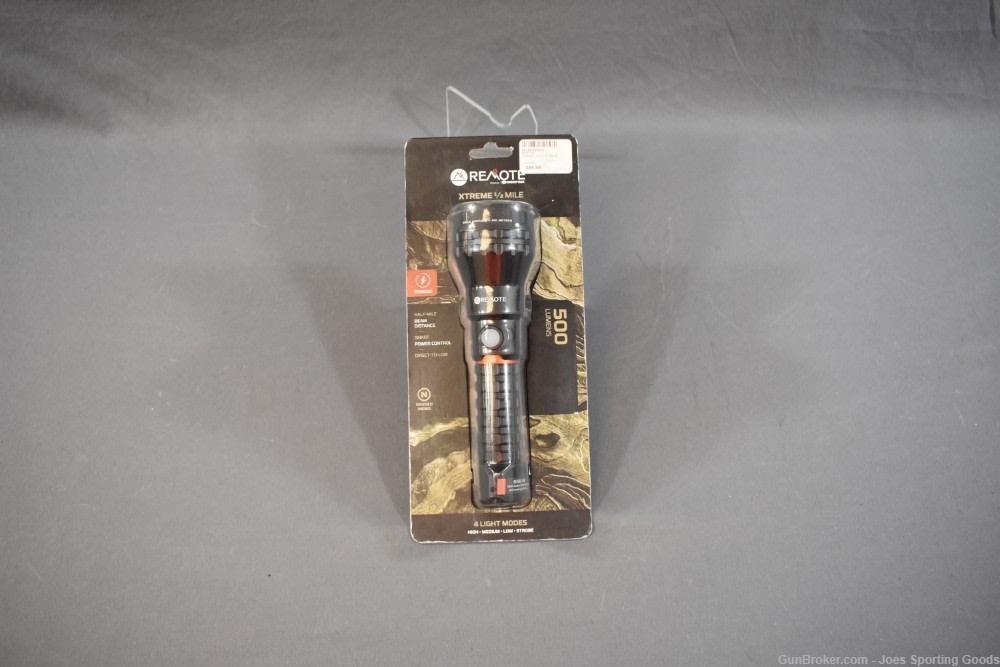 NiB - Remote Xtreme 1/2 Mile Rechargeable 500 Lumen Flashlight w/ Lanyard-img-0