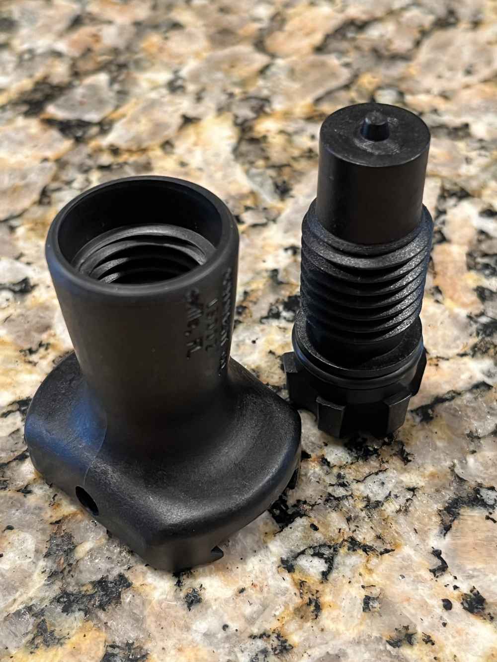 KAC 1913 Super Stubby Broomstick Handstop -img-1