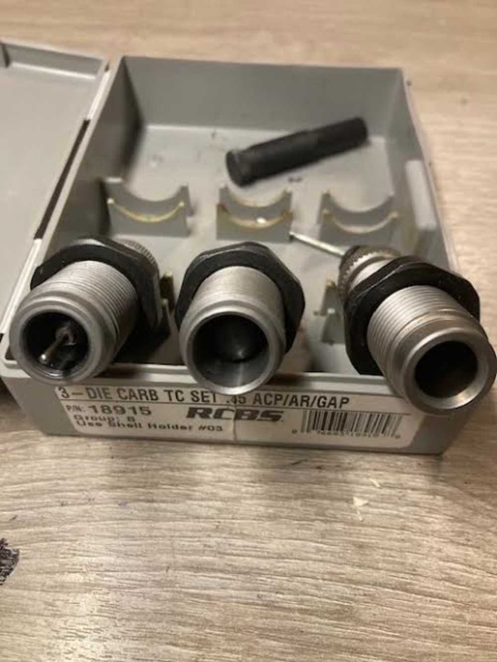 RCBS 45 ACP Carbide 3 die set,box. good condition-img-1