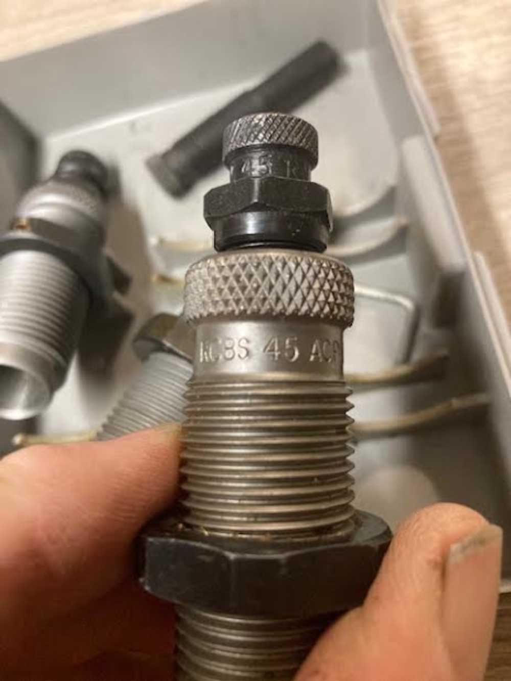 RCBS 45 ACP Carbide 3 die set,box. good condition-img-3