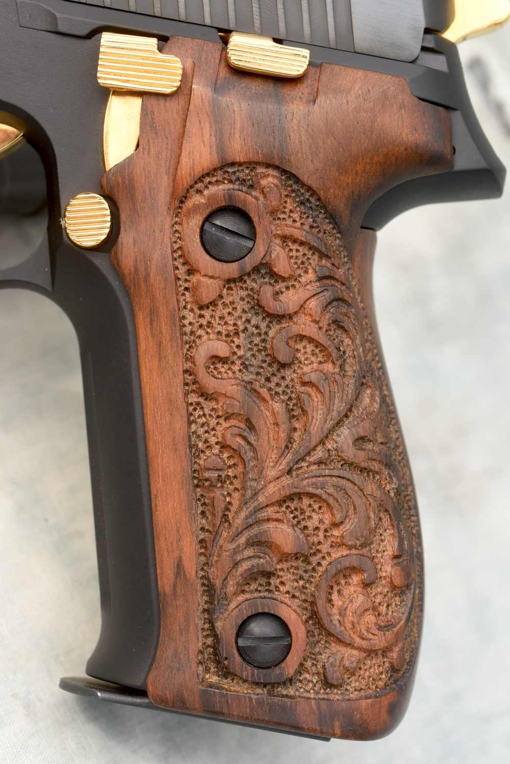 RARE SWISS Sig Sauer Jubilee JP226 125th Anniversary 9mm -img-8