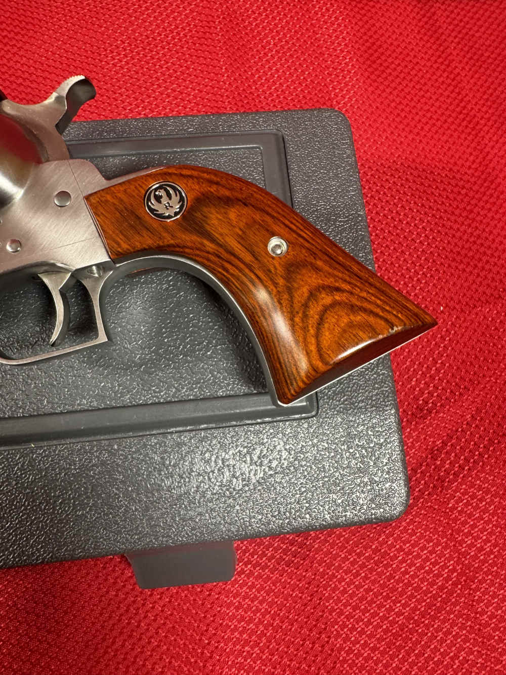 Ruger New Model Blackhawk 44 mag 10.5"-img-4