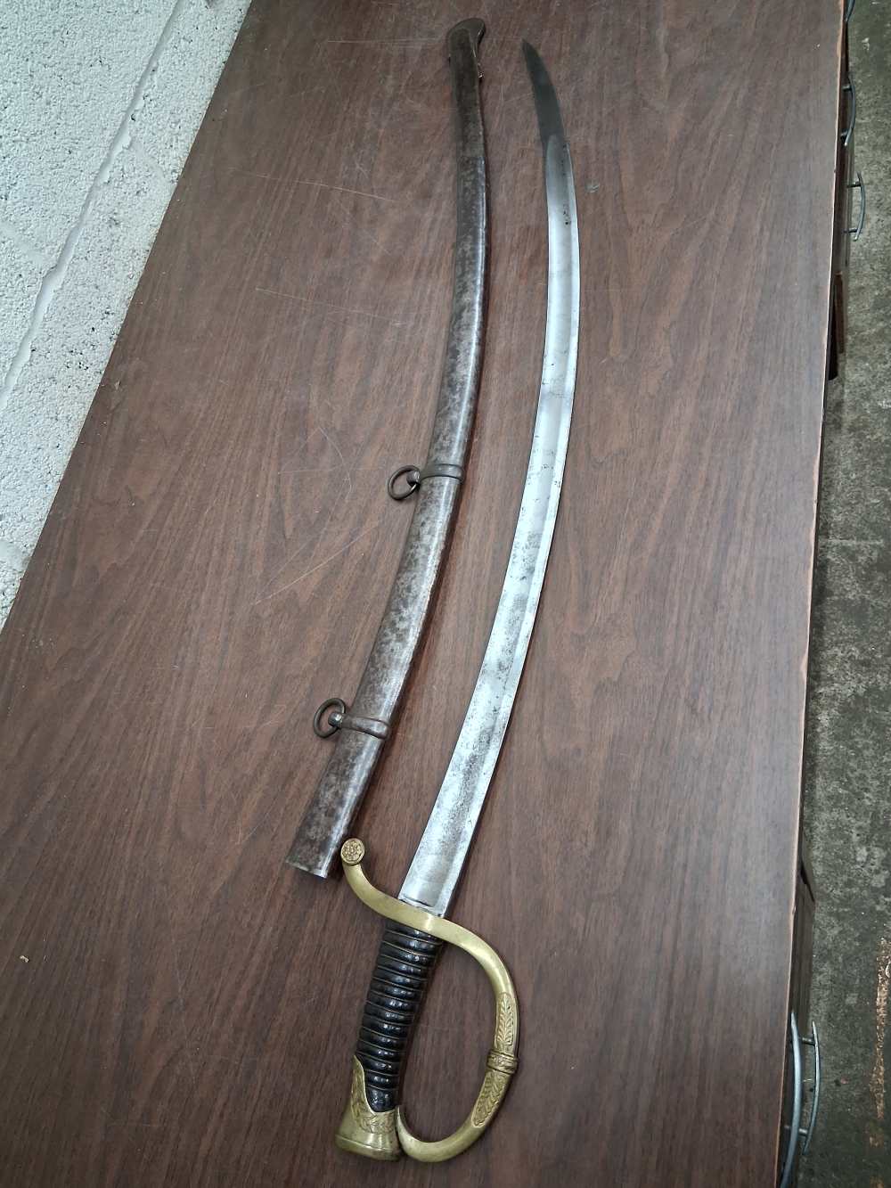 French mounted officers artillery saber & scabbard Klingenthal dated 1841-img-1