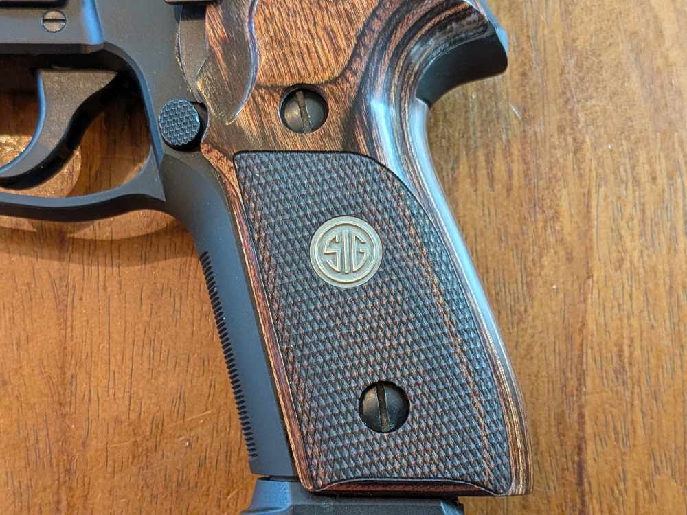 Sig Sauer P229 9mm – Factory Walnut Grips – Barely Fired-img-3