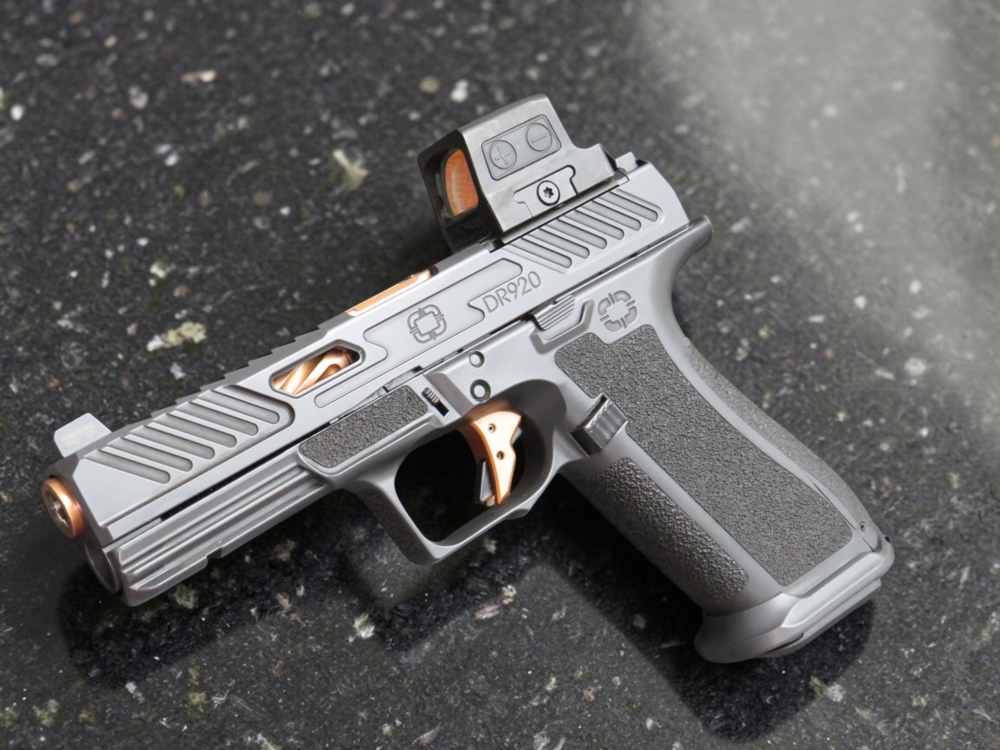 ONE-OF-ONE SHADOW SYSTEMS DR920 ELITE 17rd Mags, Holosun 507T MRS Green-img-0