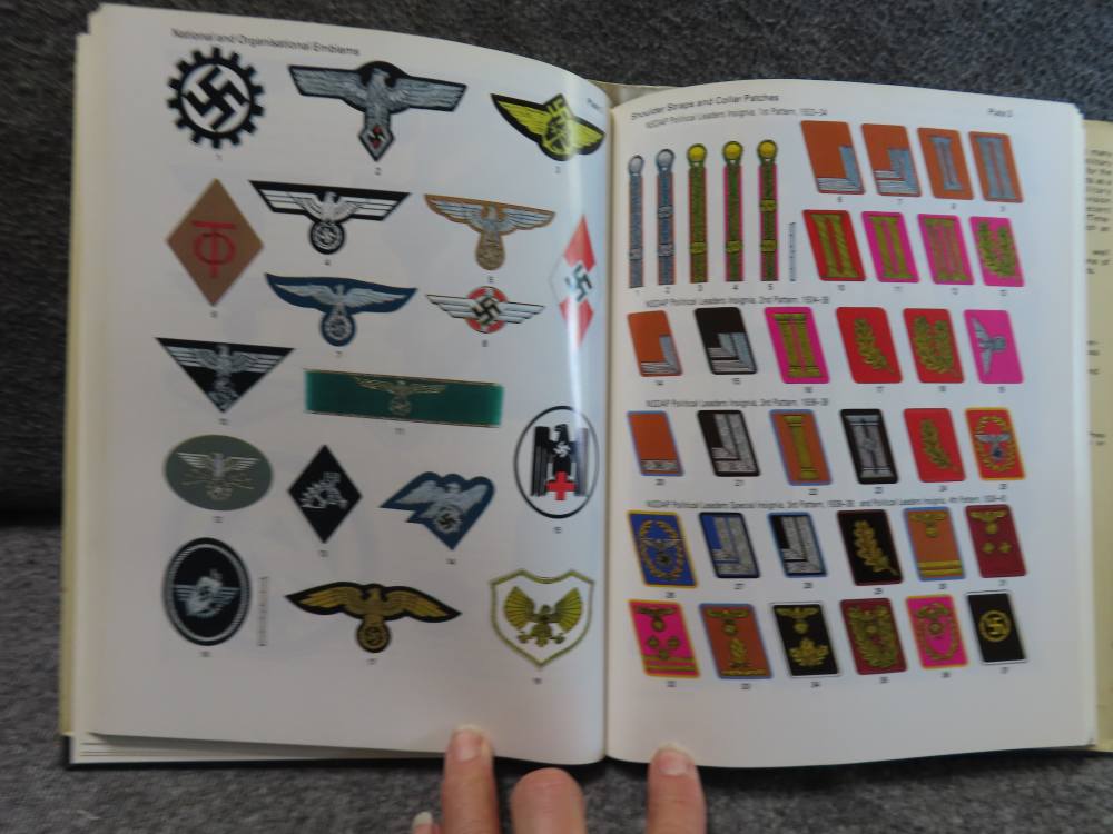 BADGES & INSIGNIA OF THE THIRD REICH 1933-1945 BY BRIAN LEIGH DAVIS-img-12