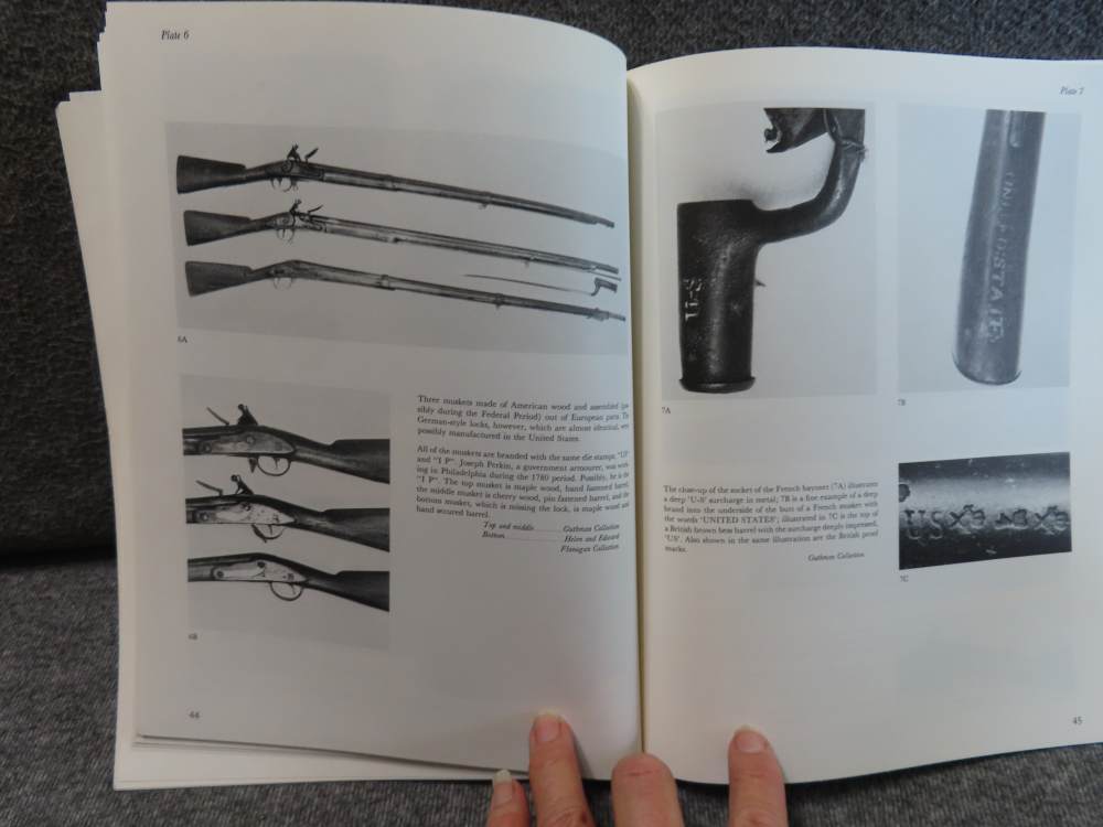2 PAPERBACK REFERENCE BOOKS; THE NORTHWEST GUN & US. ARMY WEAPONS 1784-1791-img-14