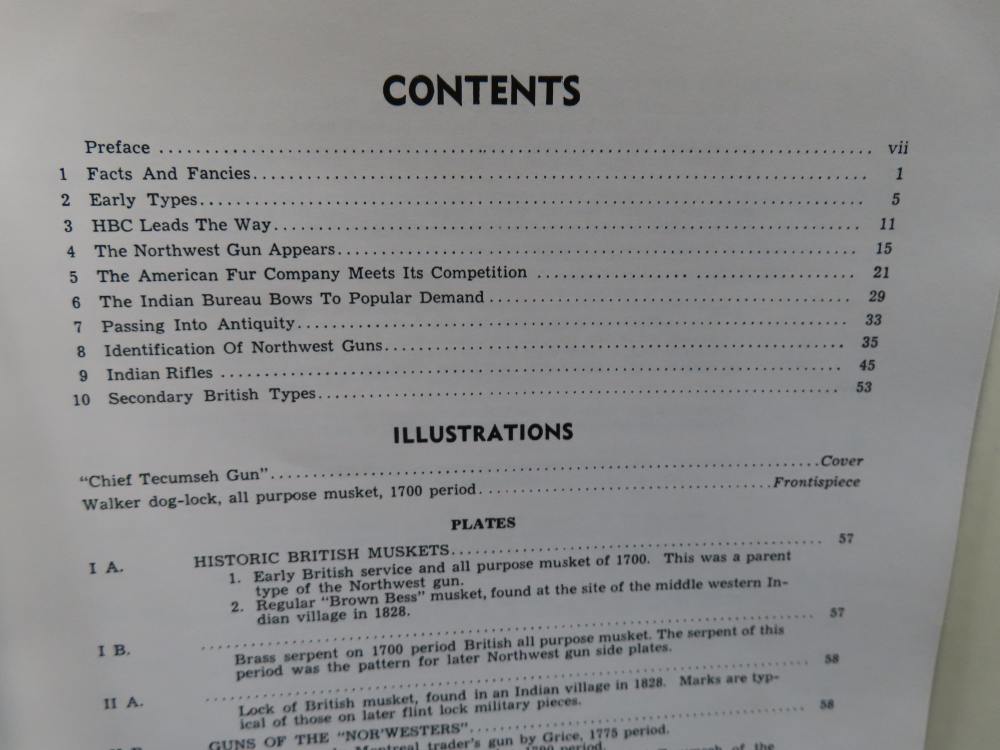 2 PAPERBACK REFERENCE BOOKS; THE NORTHWEST GUN & US. ARMY WEAPONS 1784-1791-img-3
