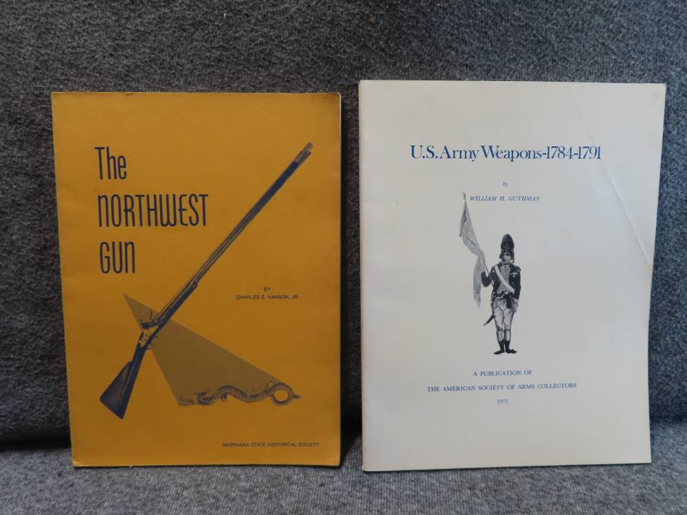 2 PAPERBACK REFERENCE BOOKS; THE NORTHWEST GUN & US. ARMY WEAPONS 1784-1791-img-0