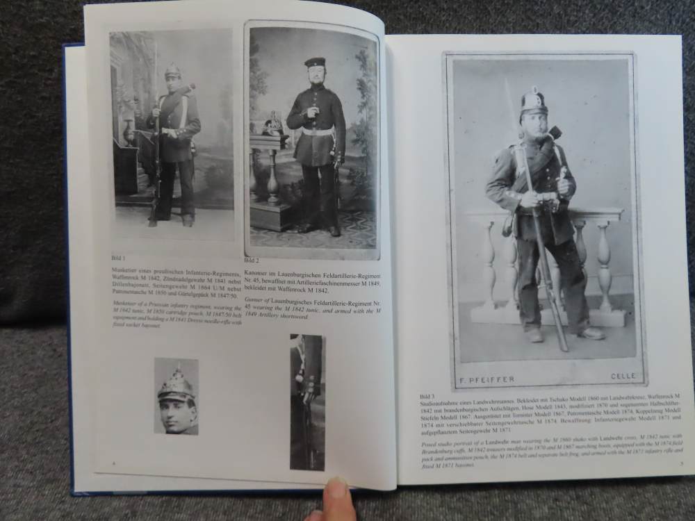 GERMAN UNIFORMS AND BAYONETS 1841-1945-676 PHOTOS OF SOLDIERS W/BAYONETS-img-4