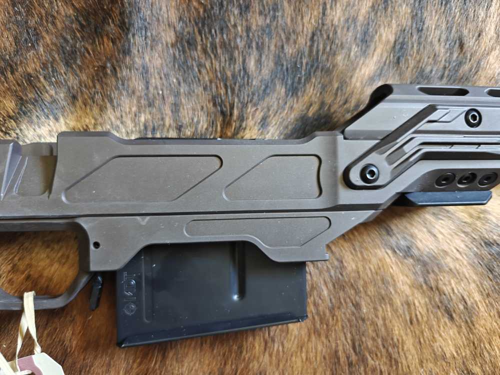 Cadex Lite Competition Tactical Chassis Remington 700 LA Long Action Folder-img-3