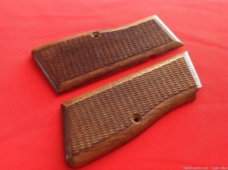 WWII F N High power 9mm grips-img-0