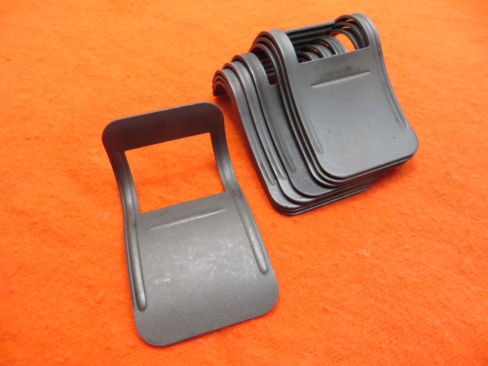 M1 Rifle Parts - Rear Sight Cover - USGI Spec. - Medium Gray   (5423)-img-1