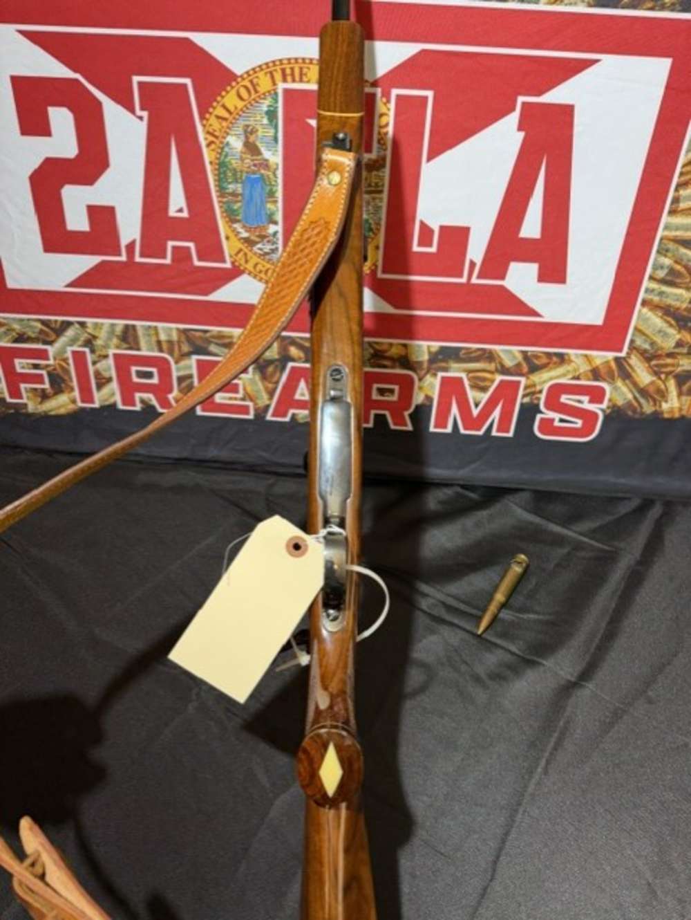 Weatherby Mark V Varmintmaster .22-250 1980 gorgeous wood stock -img-6