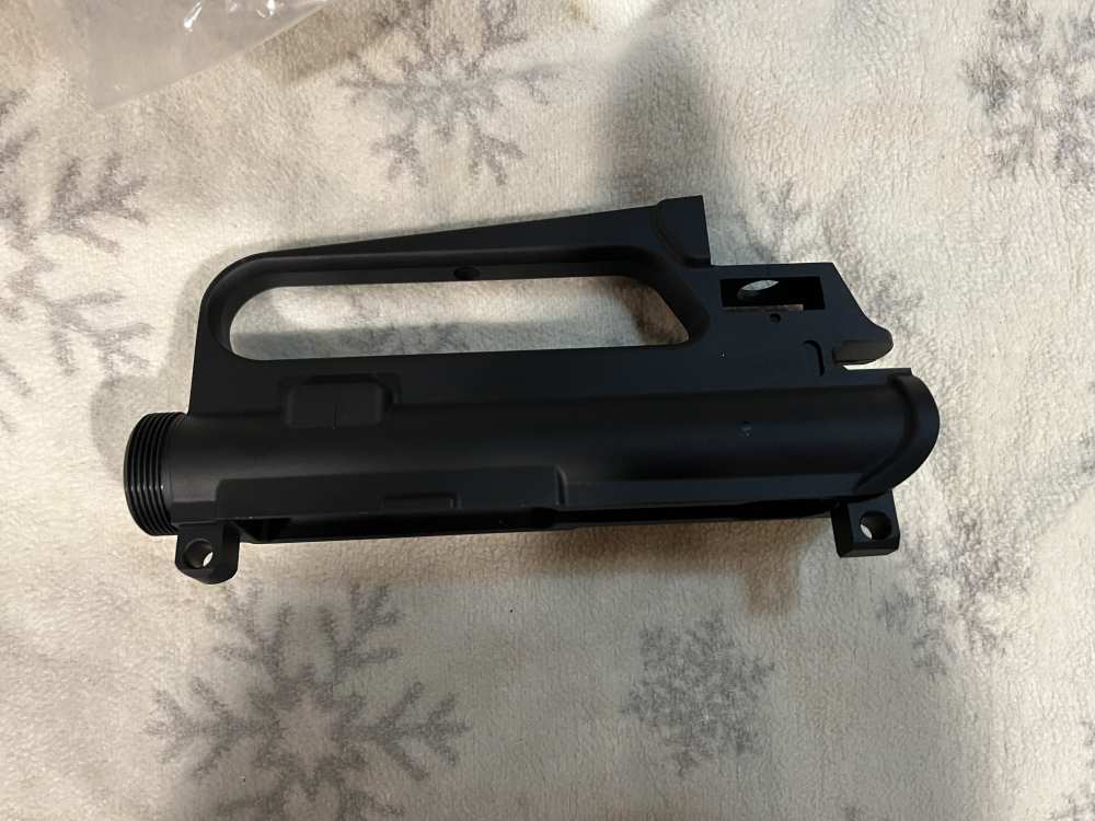 Retro M16A2 fixed carry handle upper stripped Brownells-img-2