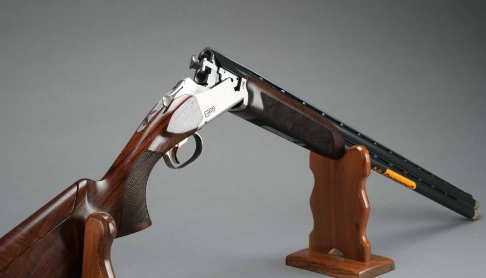 Browning Citori 825 Sporting 12ga 32" O/U Walnut Adj. Stock 3" BRAND NEW-img-5