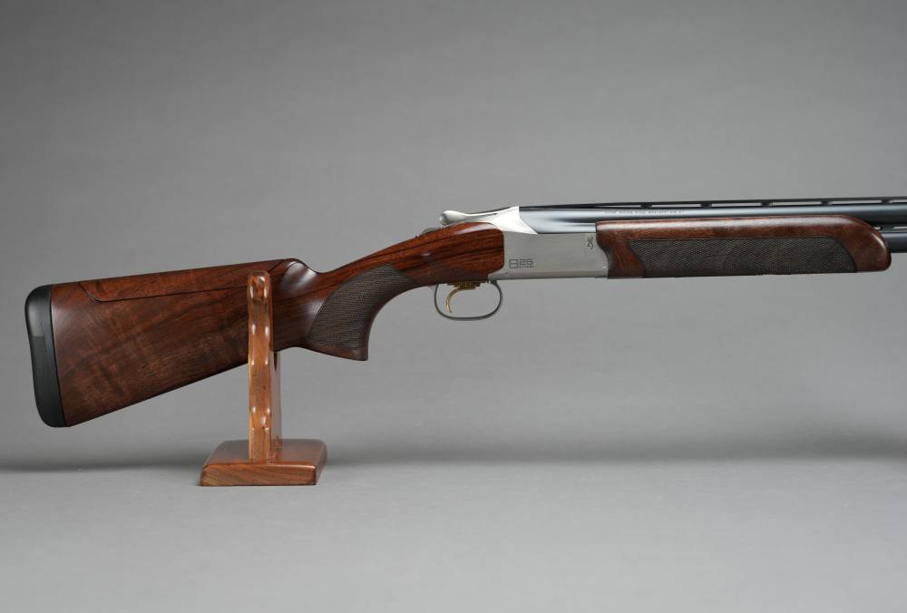 Browning Citori 825 Sporting 12ga 32" O/U Walnut Adj. Stock 3" BRAND NEW-img-1