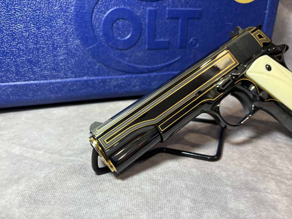 Colt 1911-img-10