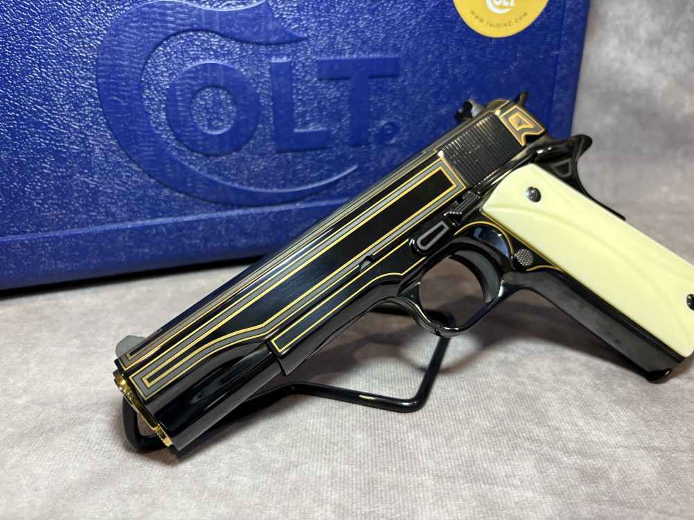 Colt 1911-img-11