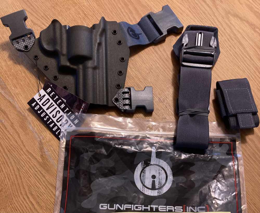 Gunfighters Inc Colt Anaconda RH Chest Holster Rig-img-0