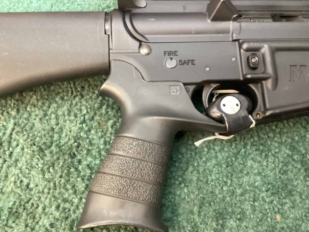 Pre-owned Mossberg MMR Hunter rifle w/ scope, mag in 5.56 mm -img-4