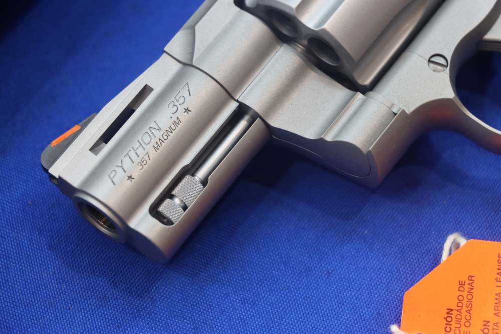 Colt Model Python Revolver 357 MAG 2.5" Bead Blast Stainless 357MAG DA NEW-img-2