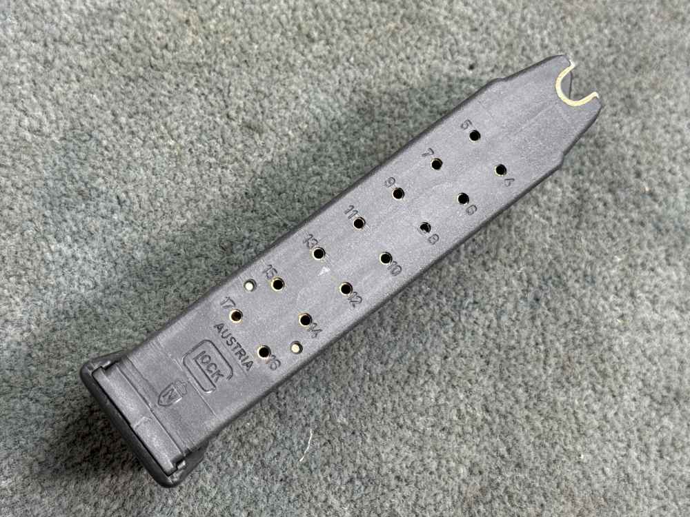 Norwegian Armed Forces Crest Glock 17 P80 Magazine Preban 17rd U-notch 9mm-img-2