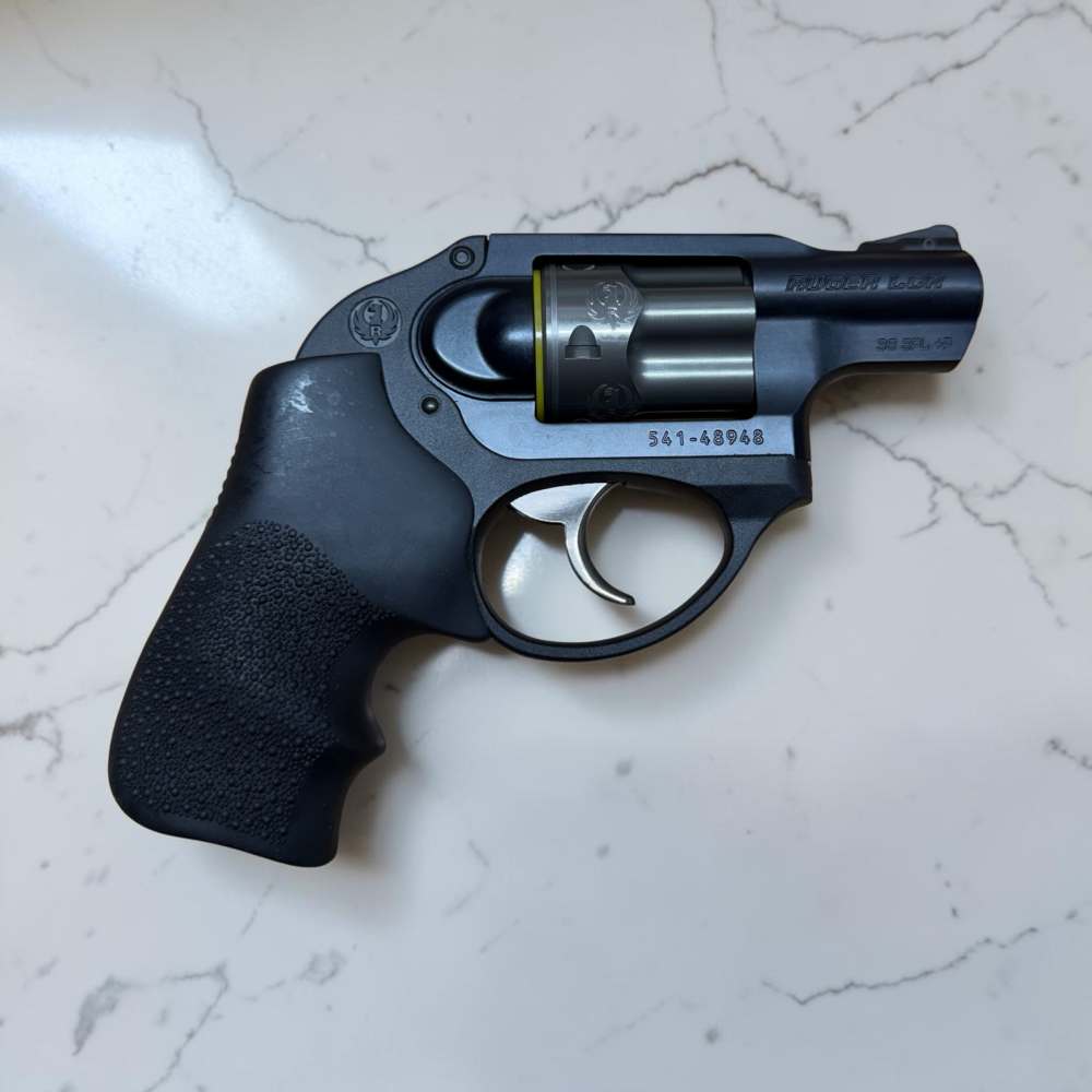 RUGER LCR 38SPL+P Engraved Cylinder New in Box bought in 2011-img-2
