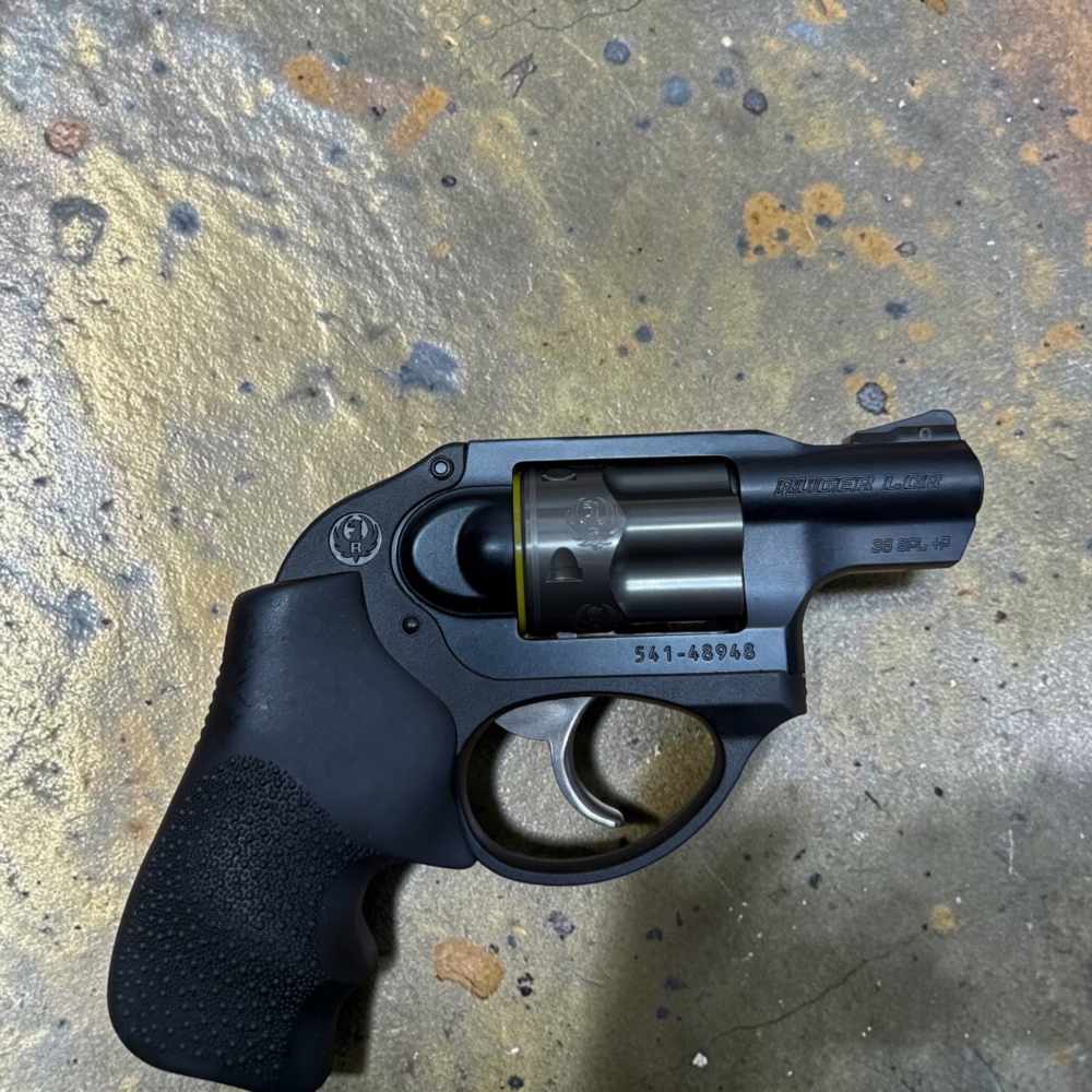 RUGER LCR 38SPL+P Engraved Cylinder New in Box bought in 2011-img-7