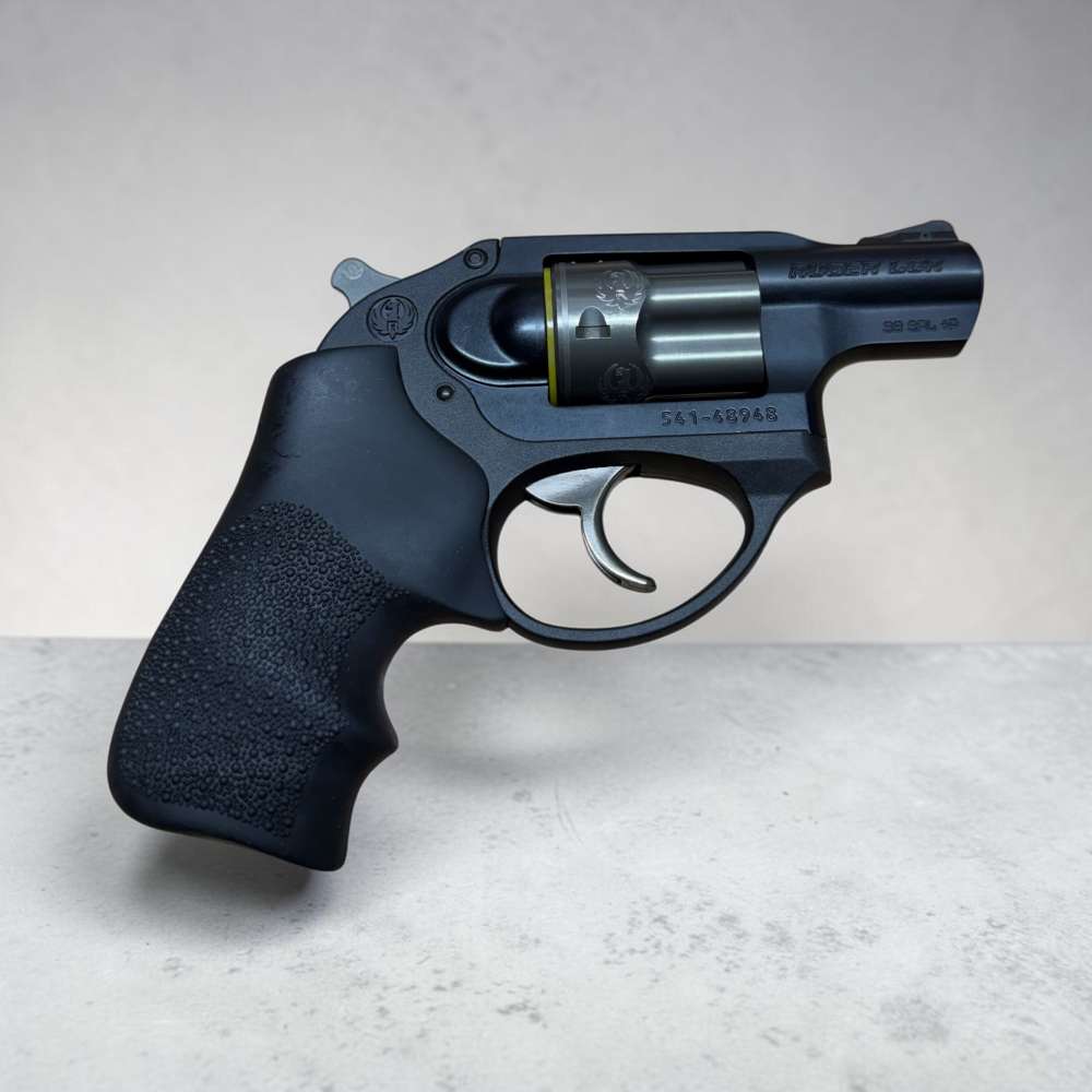 RUGER LCR 38SPL+P Engraved Cylinder New in Box bought in 2011-img-6