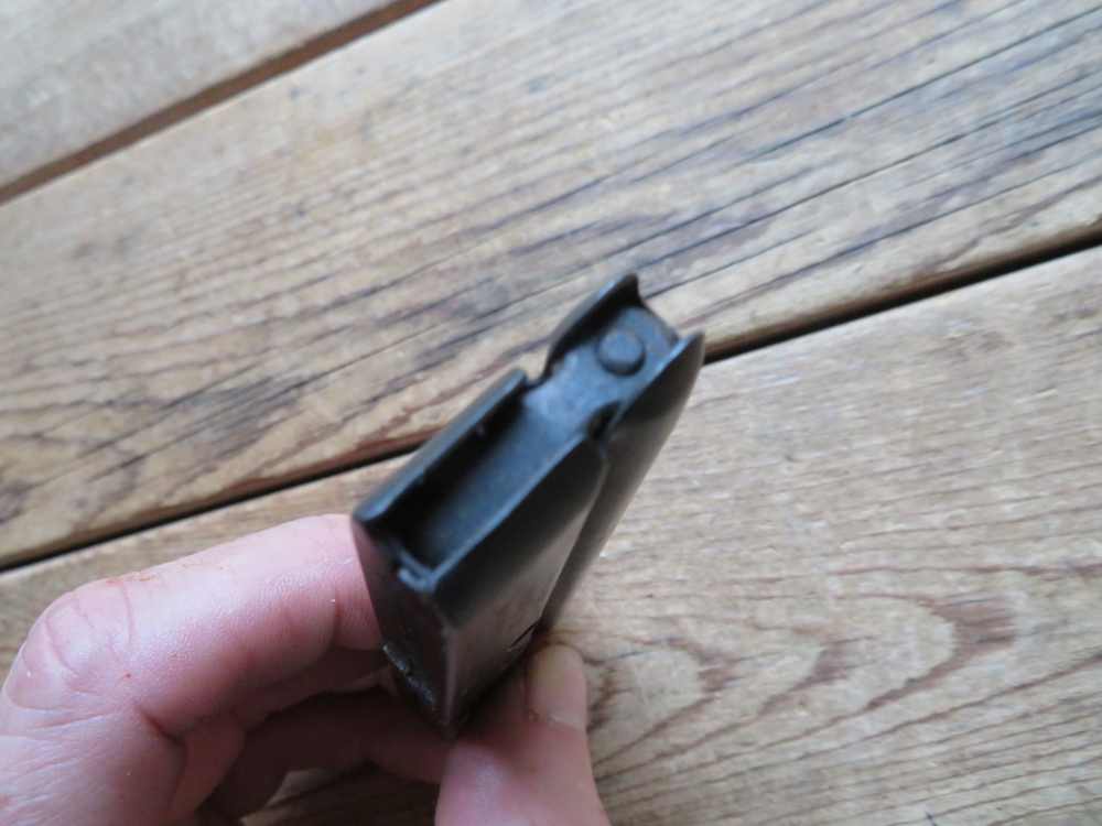 Harrington and Richardson H&R 65 M65 Reising 22LR FACTORY rifle magazine-img-6