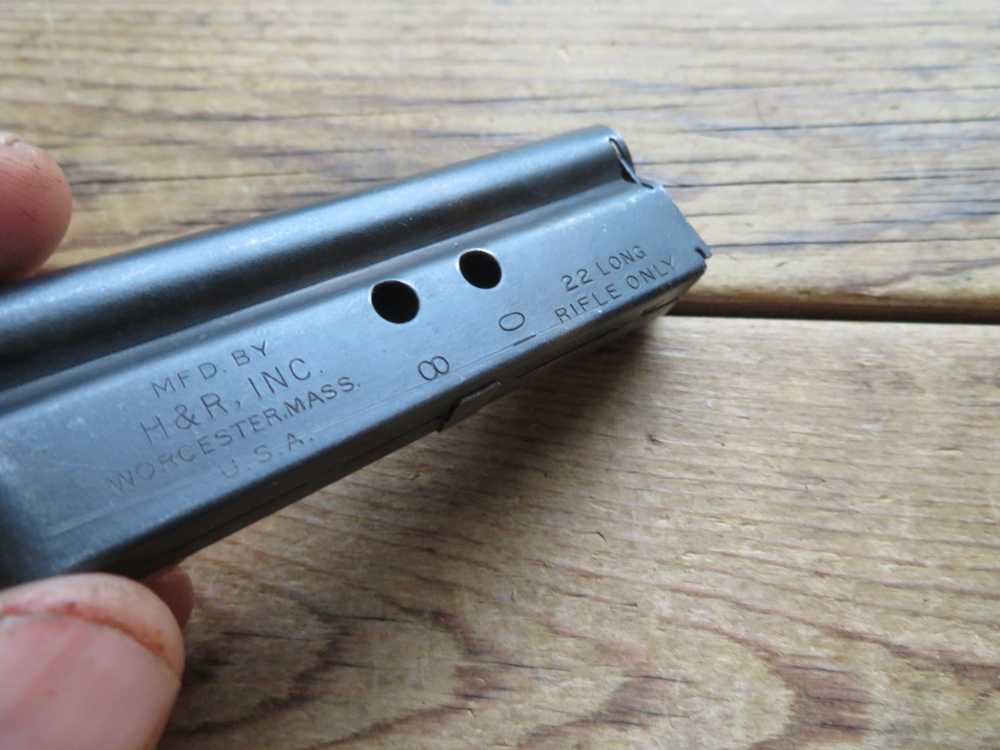 Harrington and Richardson H&R 65 M65 Reising 22LR FACTORY rifle magazine-img-1
