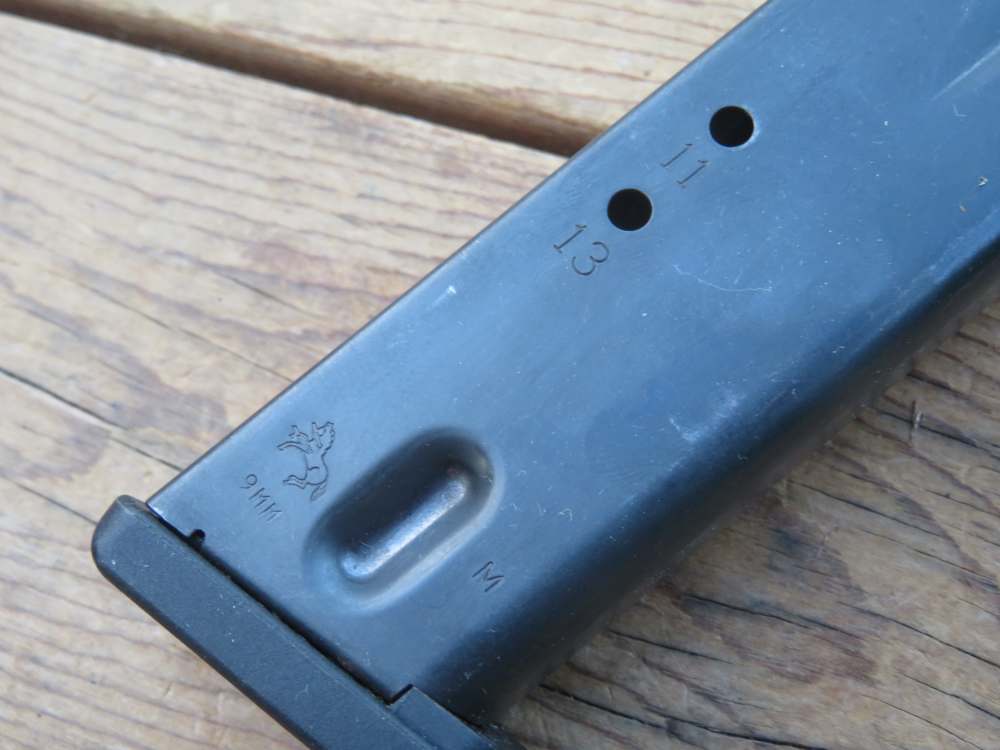 Colt All American 2000 9mm 9x19 factory magazine mag clip -img-1