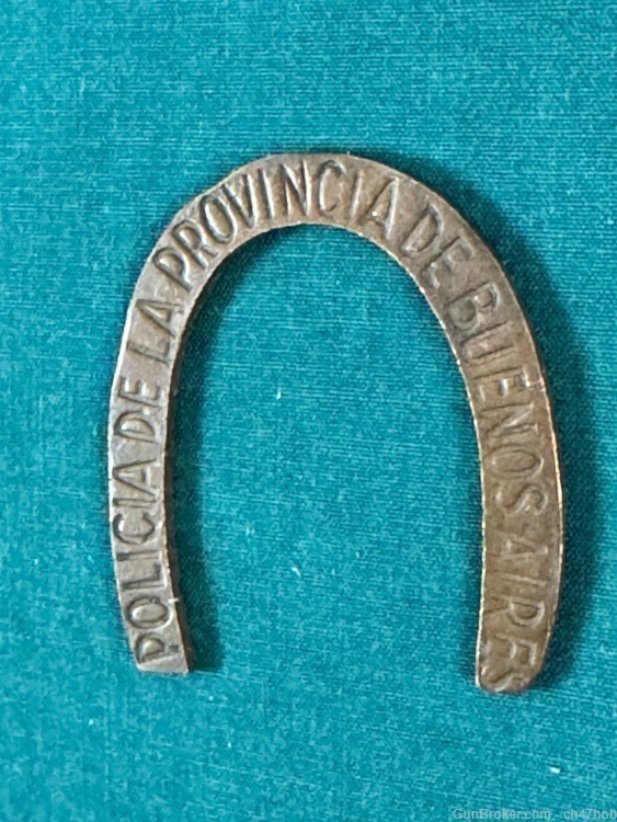 ARGENTINE BUENOS AIRES POLICE MEDAL BADGE shaped as a horseshoe-img-0