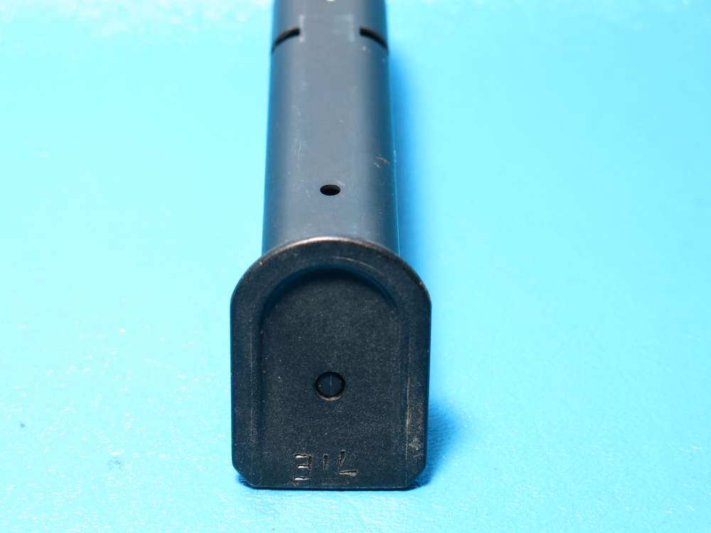 Used Sig Sauer P228 P229 9mm 13-Round Phosphate Steel Magazine-img-4