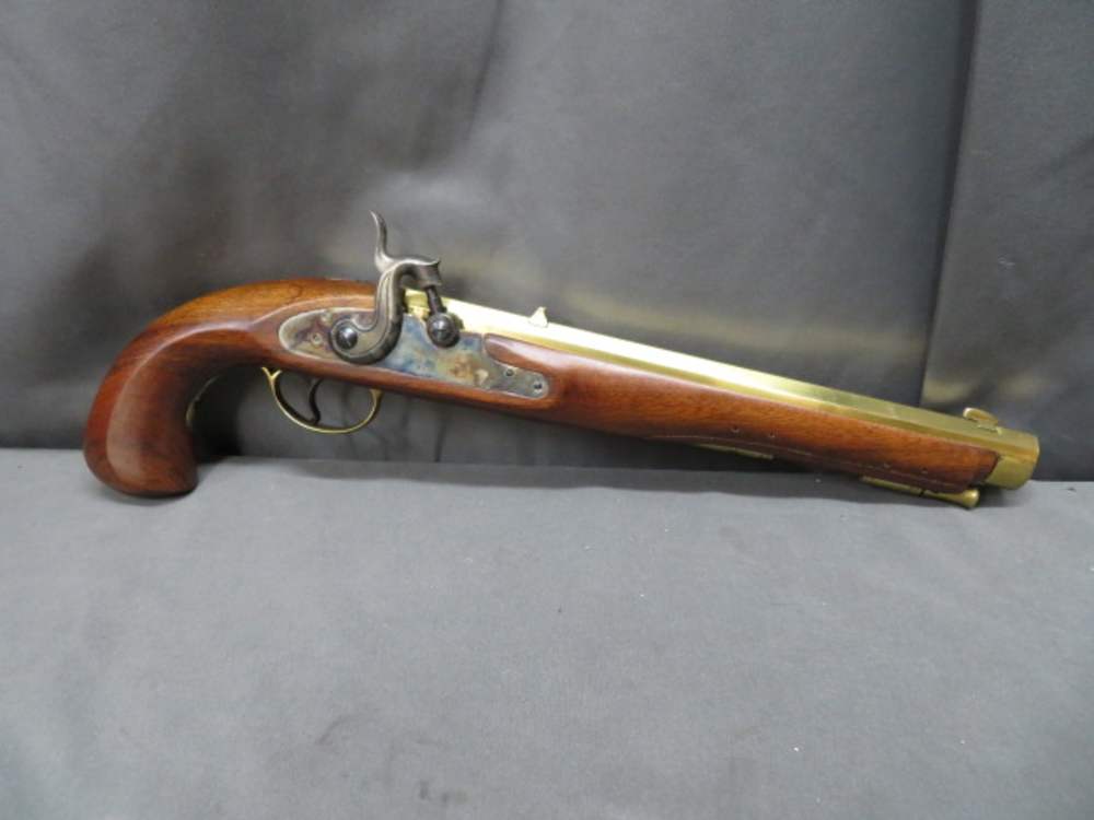 CASED PAIR OF PEDERSOLI REPRODUCTION KENTUCKY STYLE .44 PERCUSSION PISTOLS-img-14