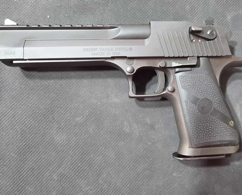 Magnum Research Desert Eagle XIX .50AE-LNIB-img-9