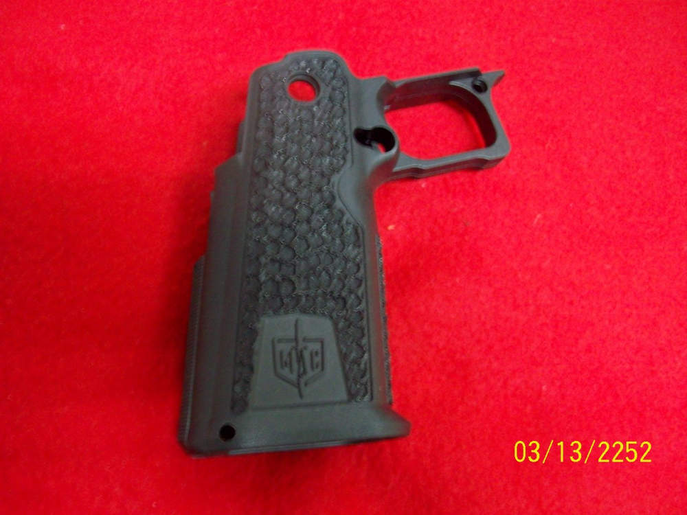 Grip STIPPLING SERVICE ONLY-NO PARTS INCLUDED.-img-3