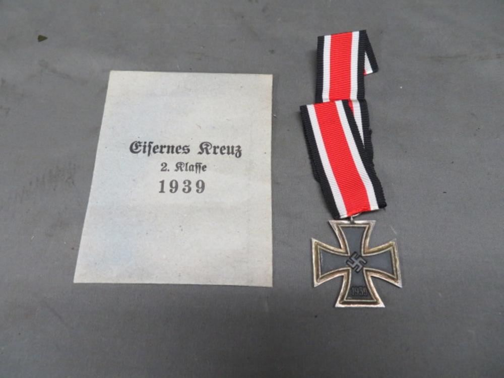 WWII GERMAN IRON CROSS 2ND CLASS W/ ENVELOPE-ORIGINAL-EXCELLENT-img-0