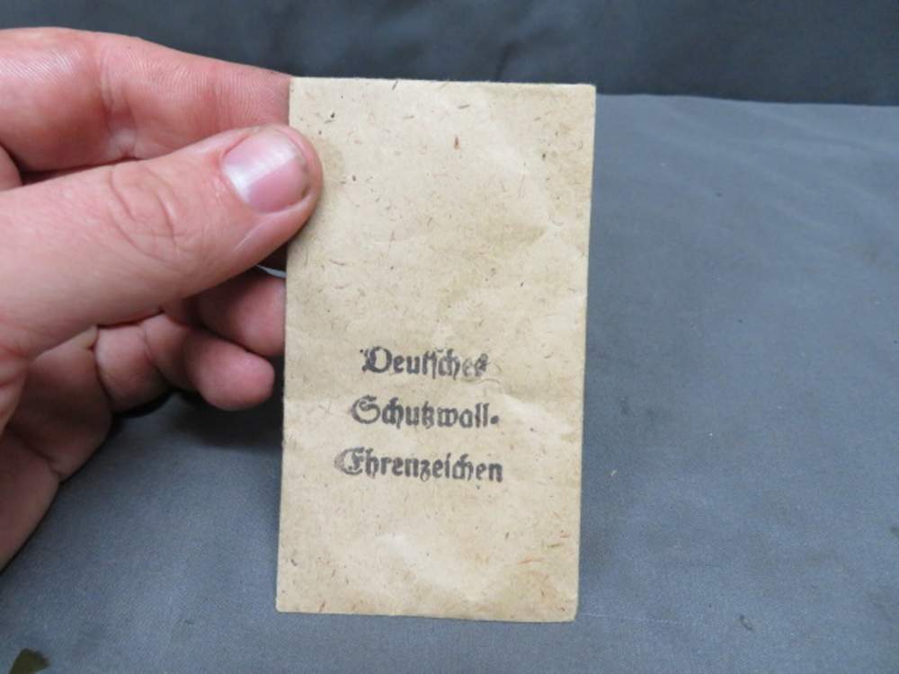 WWII GERMAN WEST WALL MEDAL W/ ENVELOPE-ORIGINAL-EXCELLENT-img-5