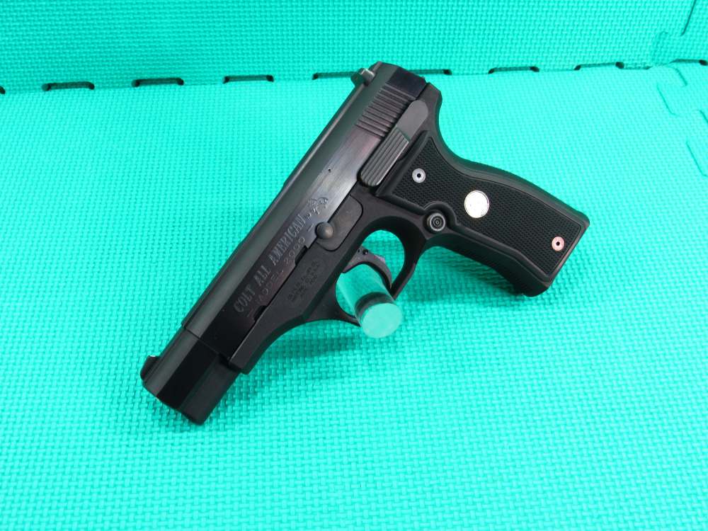 Colt All American Model 2000 9mm Blued 2 Mags w/Box Made in 1992 Nice!-img-5