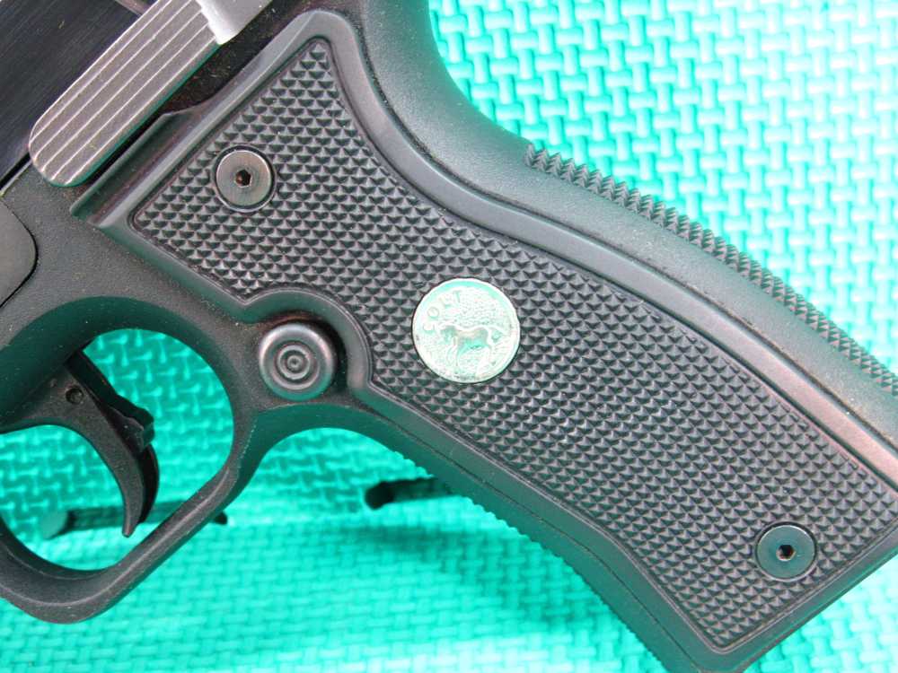 Colt All American Model 2000 9mm Blued 2 Mags w/Box Made in 1992 Nice!-img-15