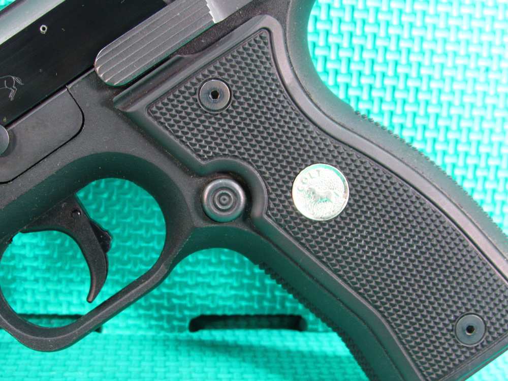 Colt All American Model 2000 9mm Blued 2 Mags w/Box Made in 1992 Nice!-img-13