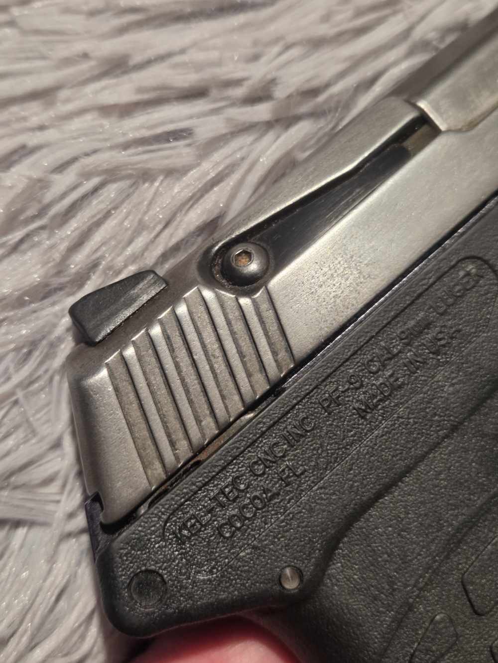 KelTec PF9 -img-16