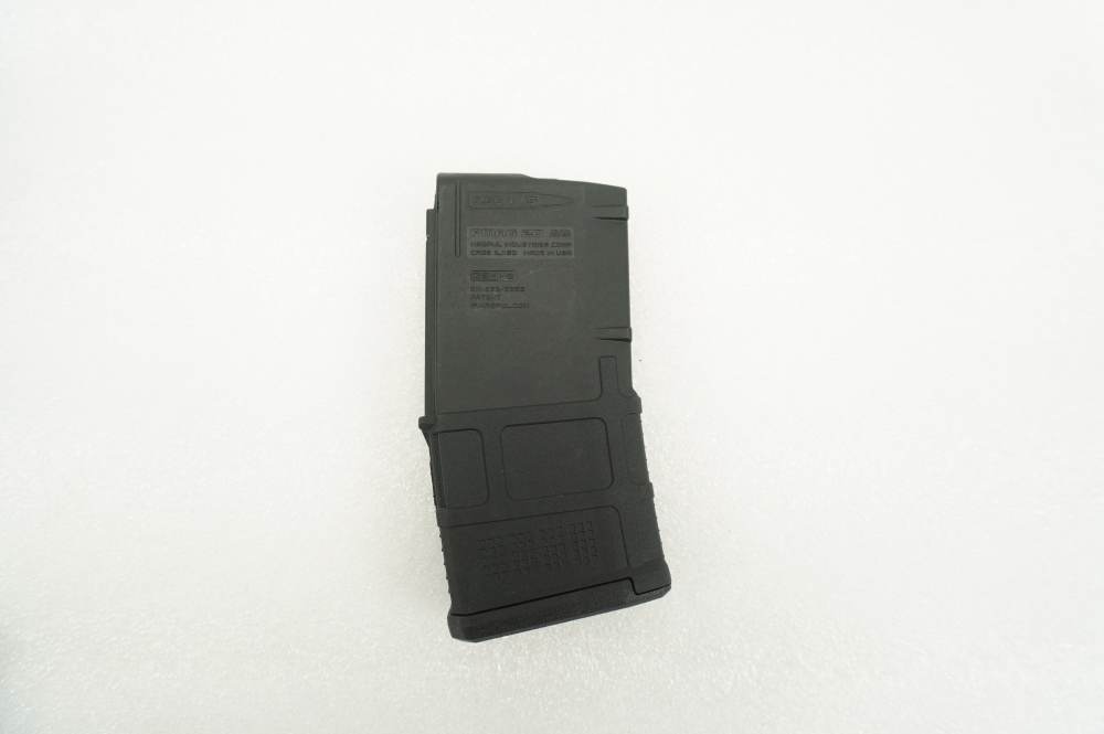 Springfield Armory Saint 5.56 NATO 16" Semi-Auto Rifle w/ Magazine & Sight-img-19