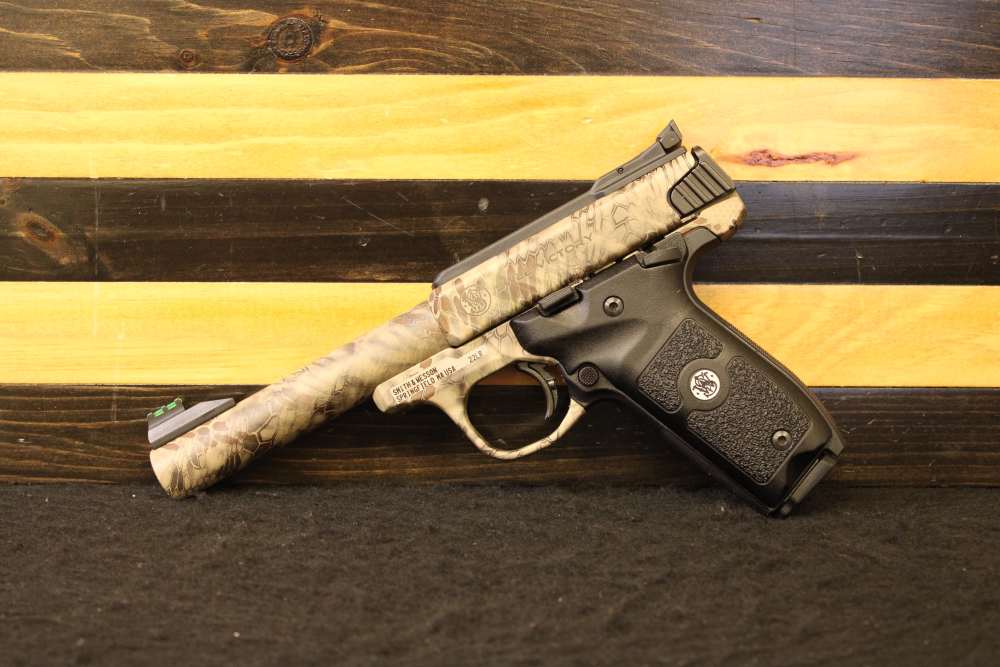 Smith and Wesson SW22 Victory .22LR Semi-Automatic Pistol-img-4