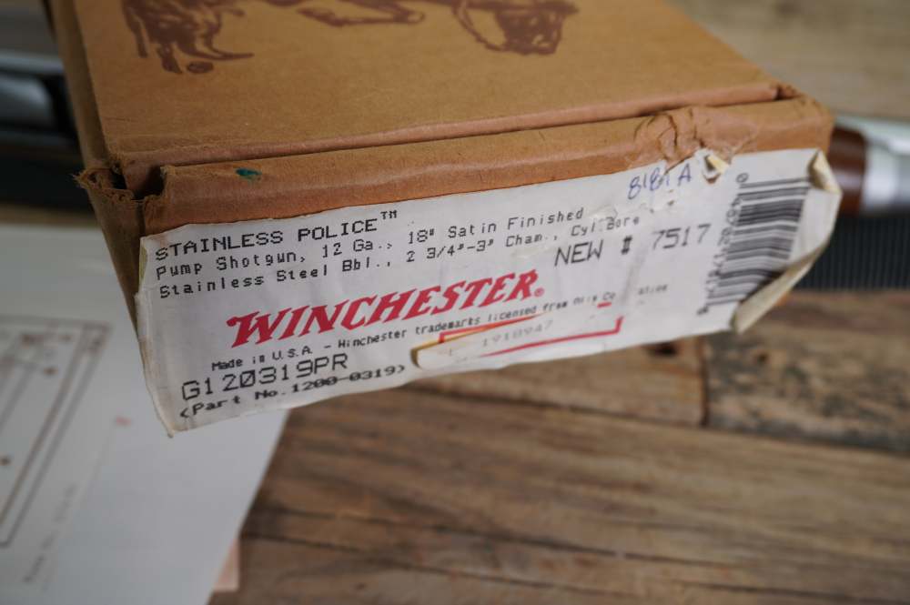 Winchester Stainless Police riot gun w/ orig box & papers m1300 NEAR NEW-img-10