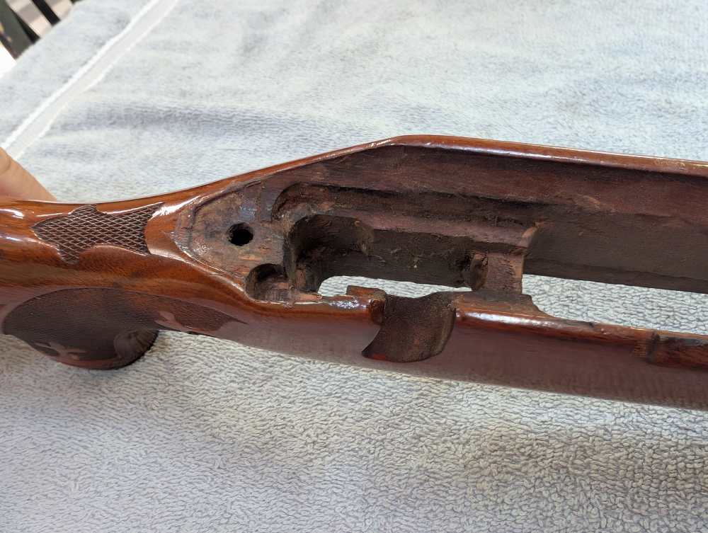 Remington 700 BDL RH short action stock-img-37