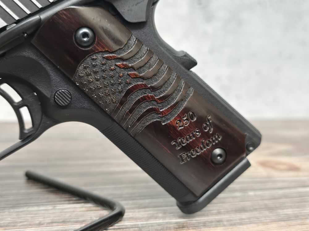 Browning 1911-380 Black Label Medallion 250th-img-6